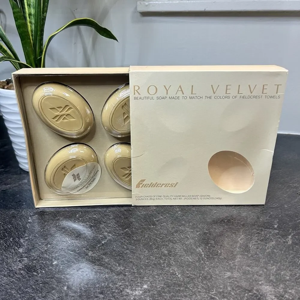 Vintage 4 Pc Royal Velvet Scented Hard Milled‎ Bar Soaps SUEDE 3 oz Each